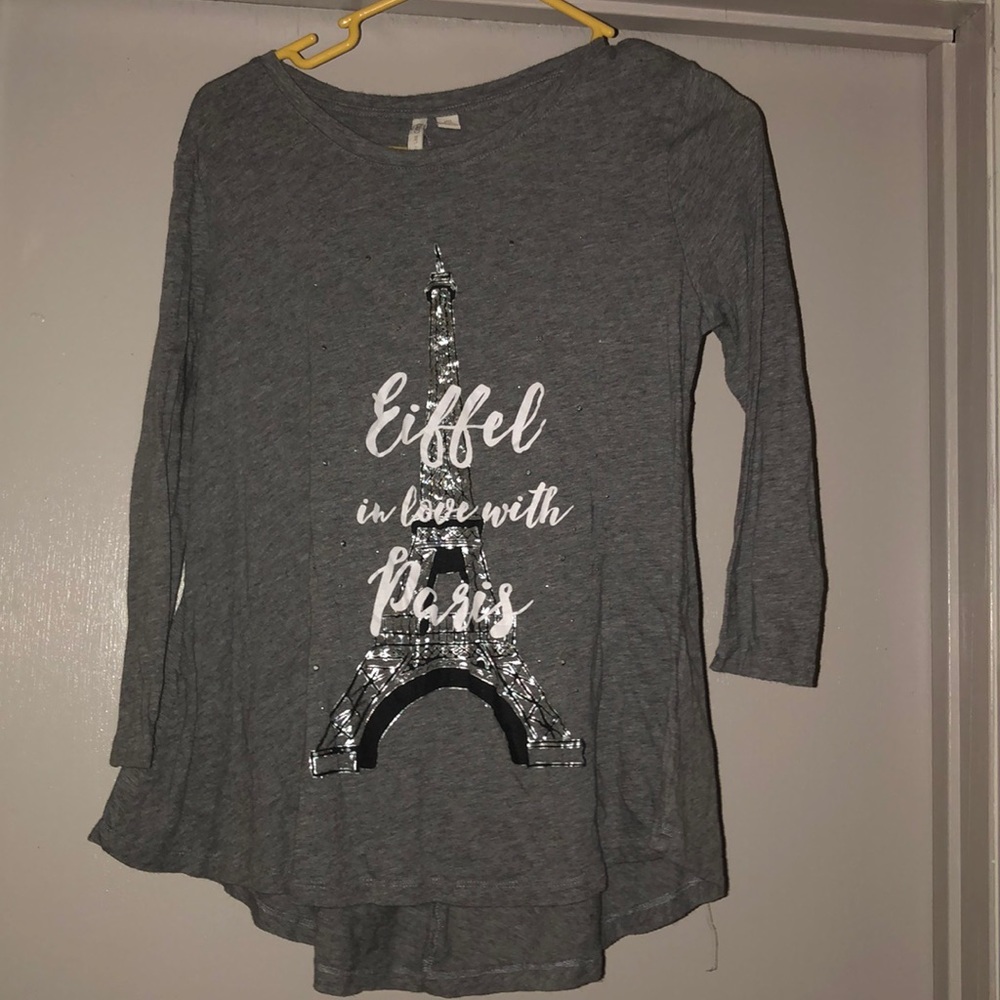 Grey Eiffel Tower shirt